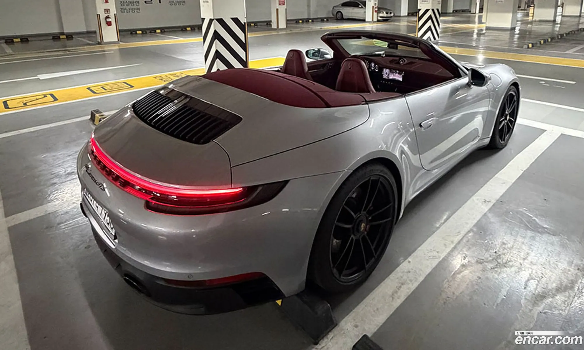 Porsche 911 2024 — 16