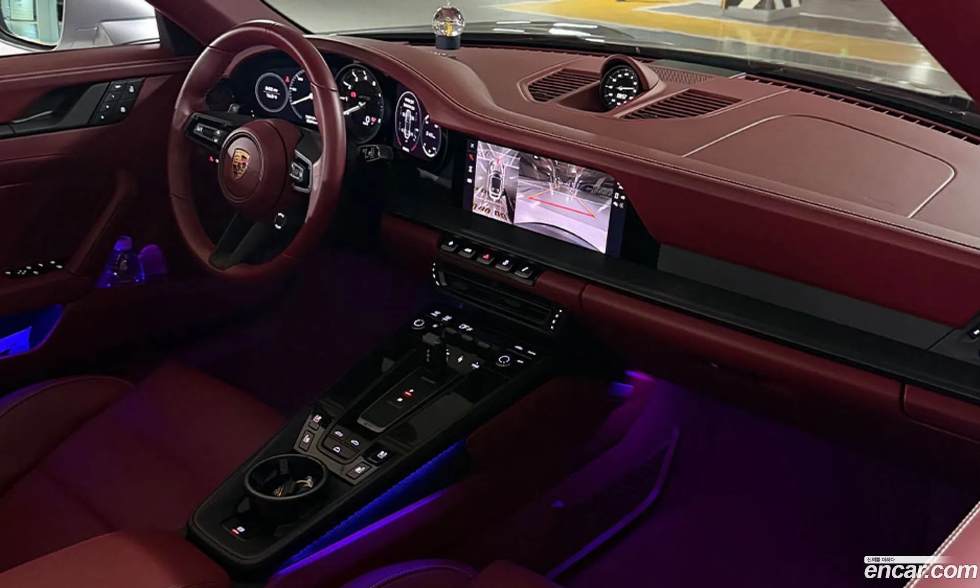 Porsche 911 2024 — 2
