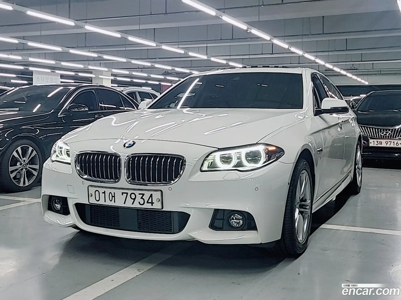 BMW 5 Series 2016 — 16