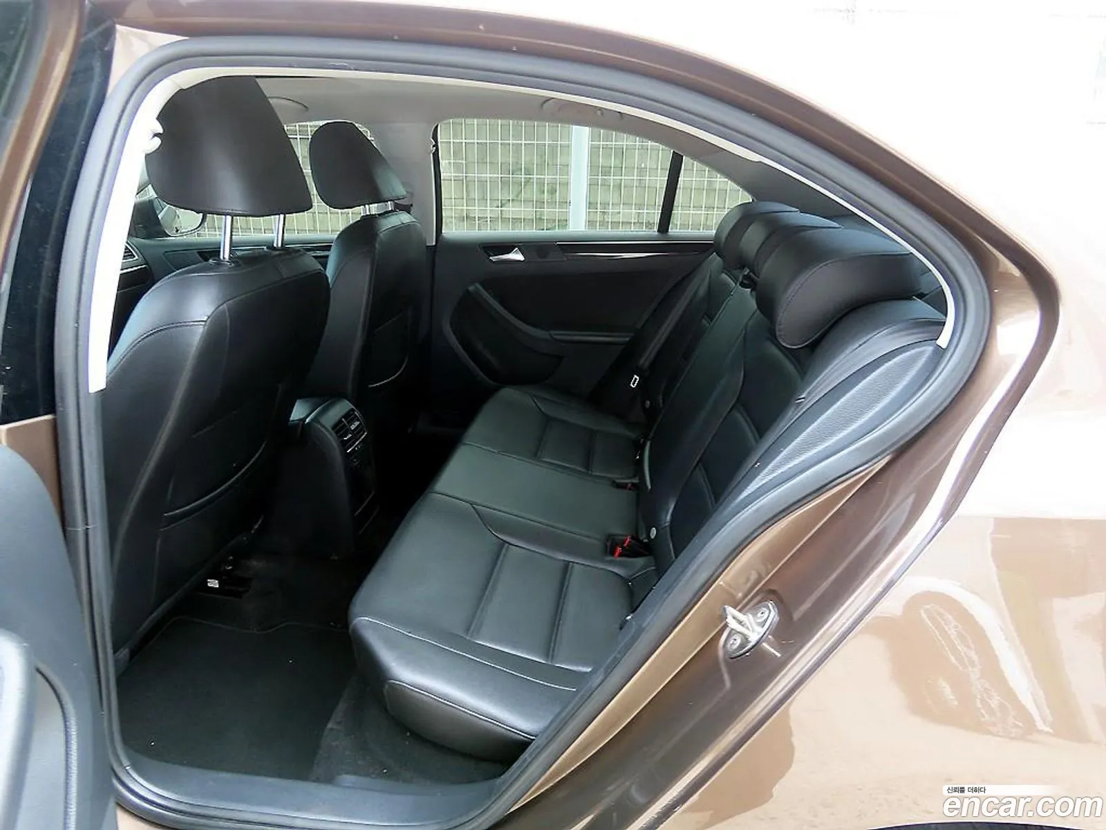 Volkswagen Jetta 2014 — 19