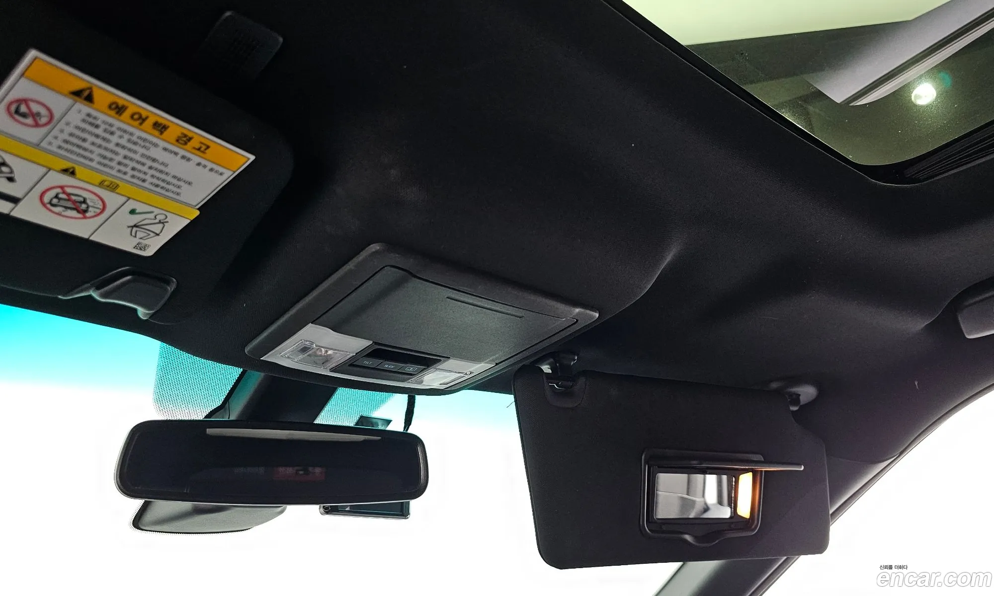 Ford Explorer 2015 1FM5K8F82GGB24831 — 2
