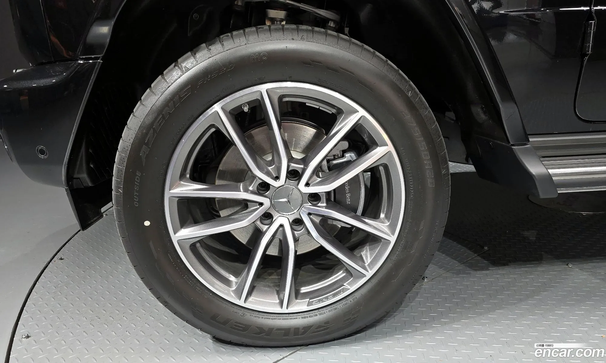 Mercedes-Benz G-Class W465 2026 — 13
