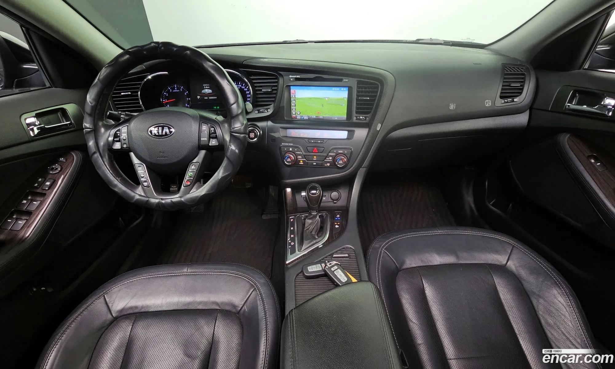 Kia K5 2013 — 2