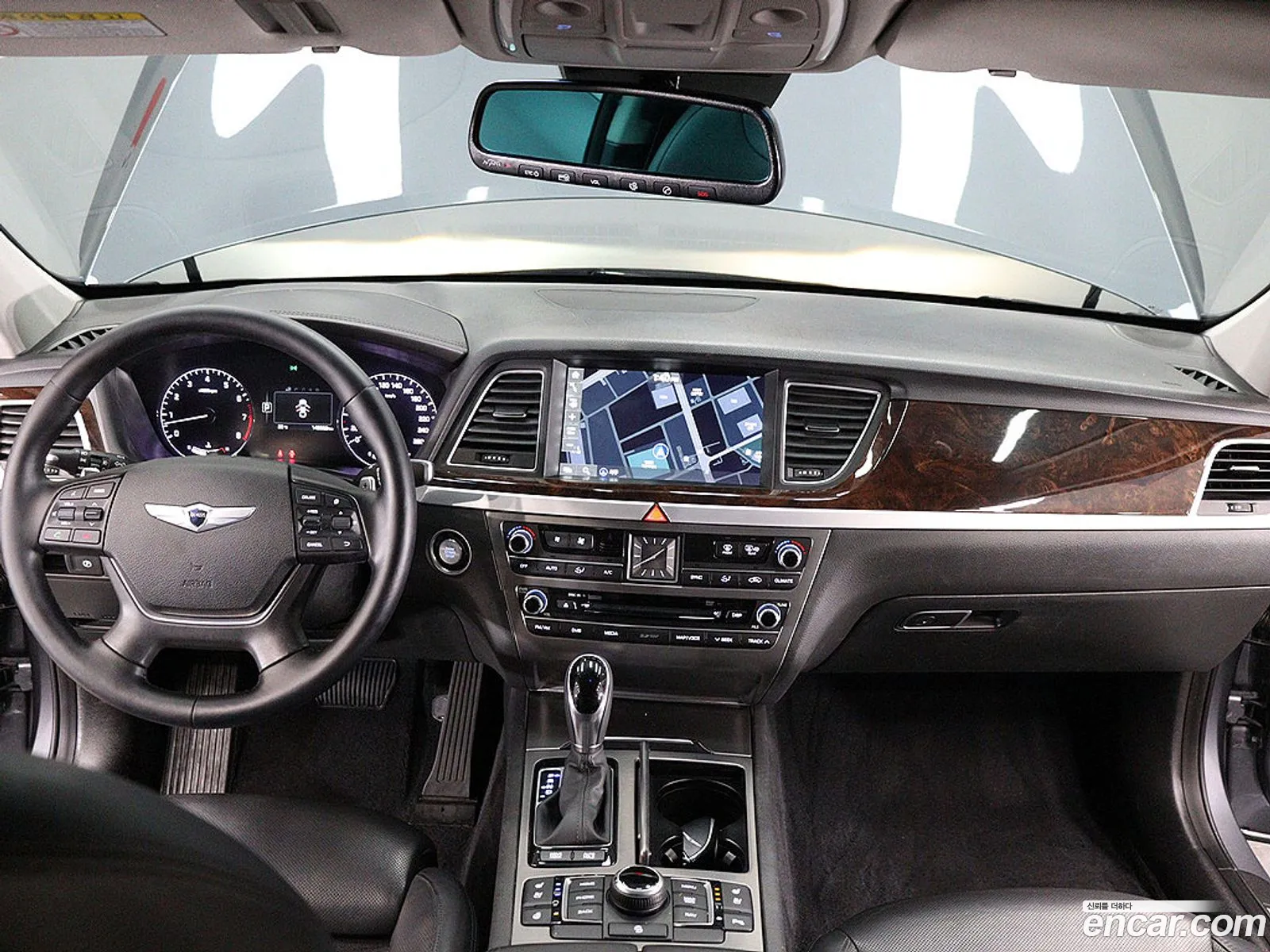 Hyundai Genesis DH 2014 — 2
