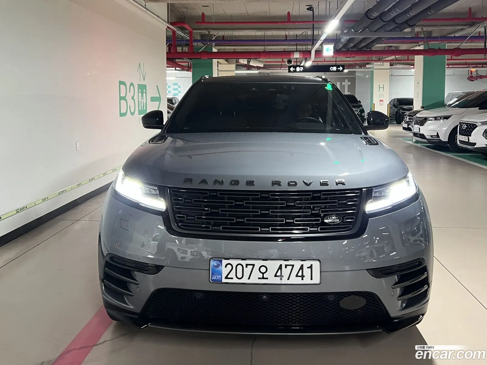 Land Rover Range Rover Velar 2025 — 19
