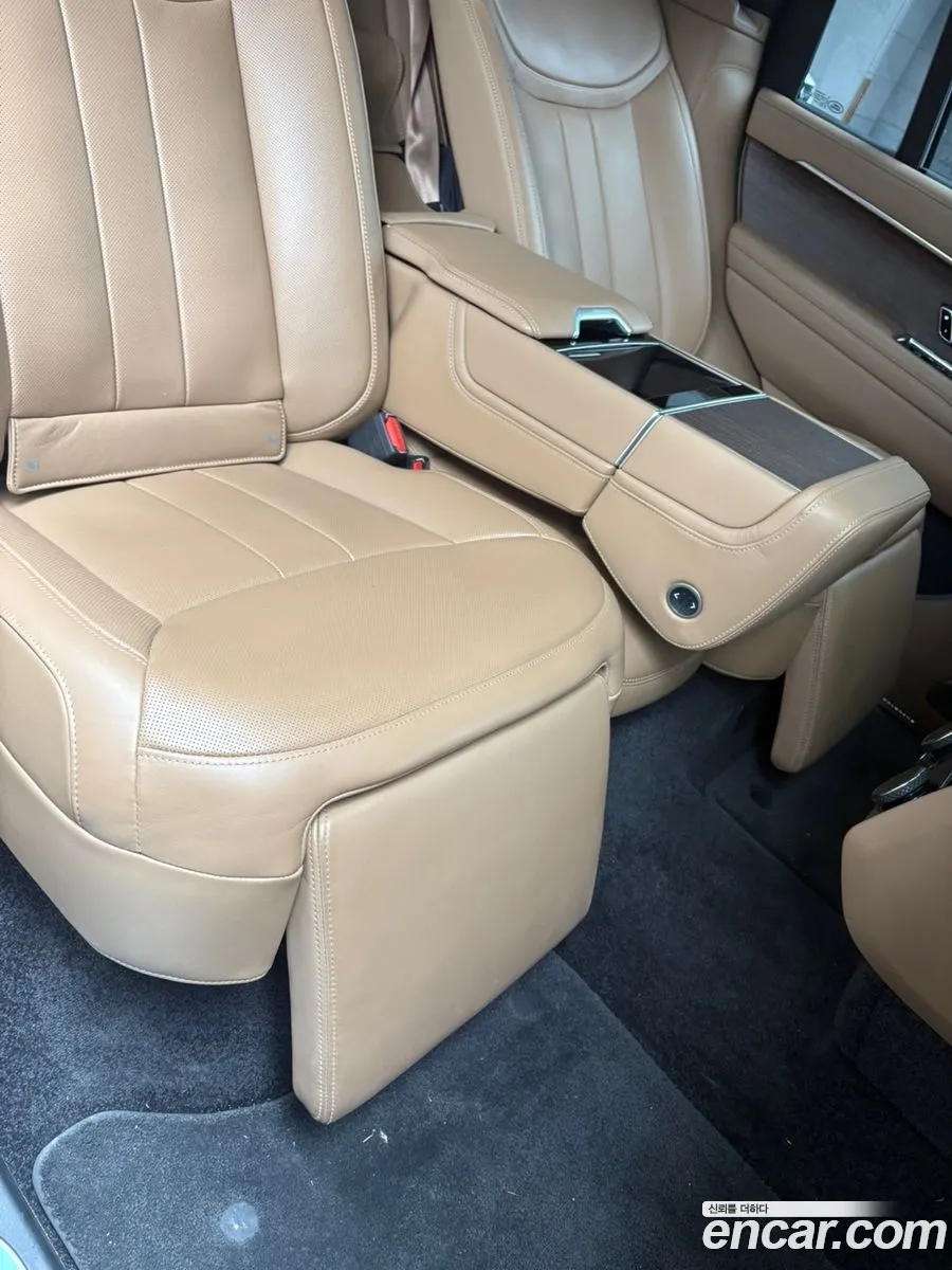Land Rover Range Rover 2022 — 17