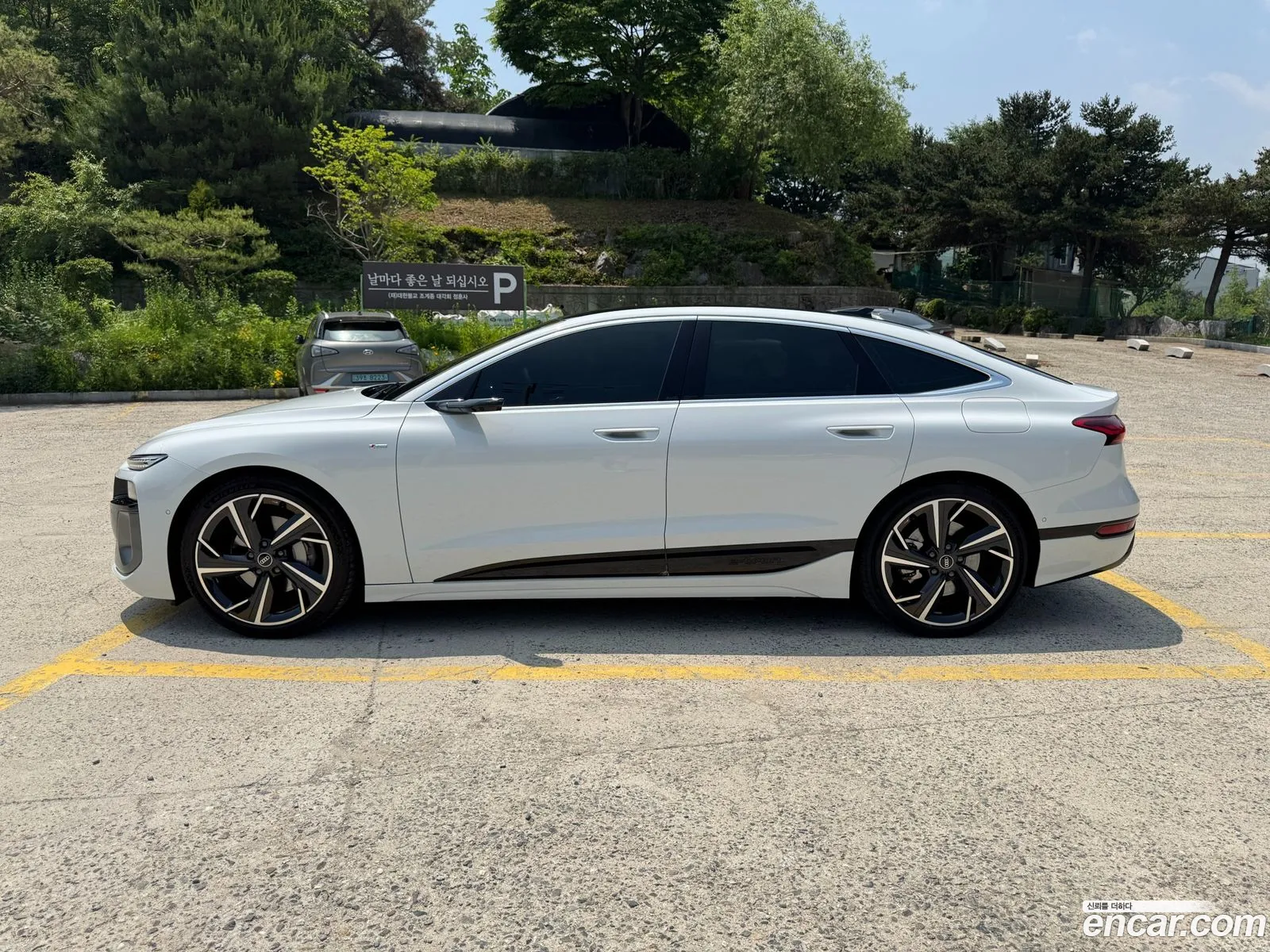 Audi A6 e-tron 2025 — 11