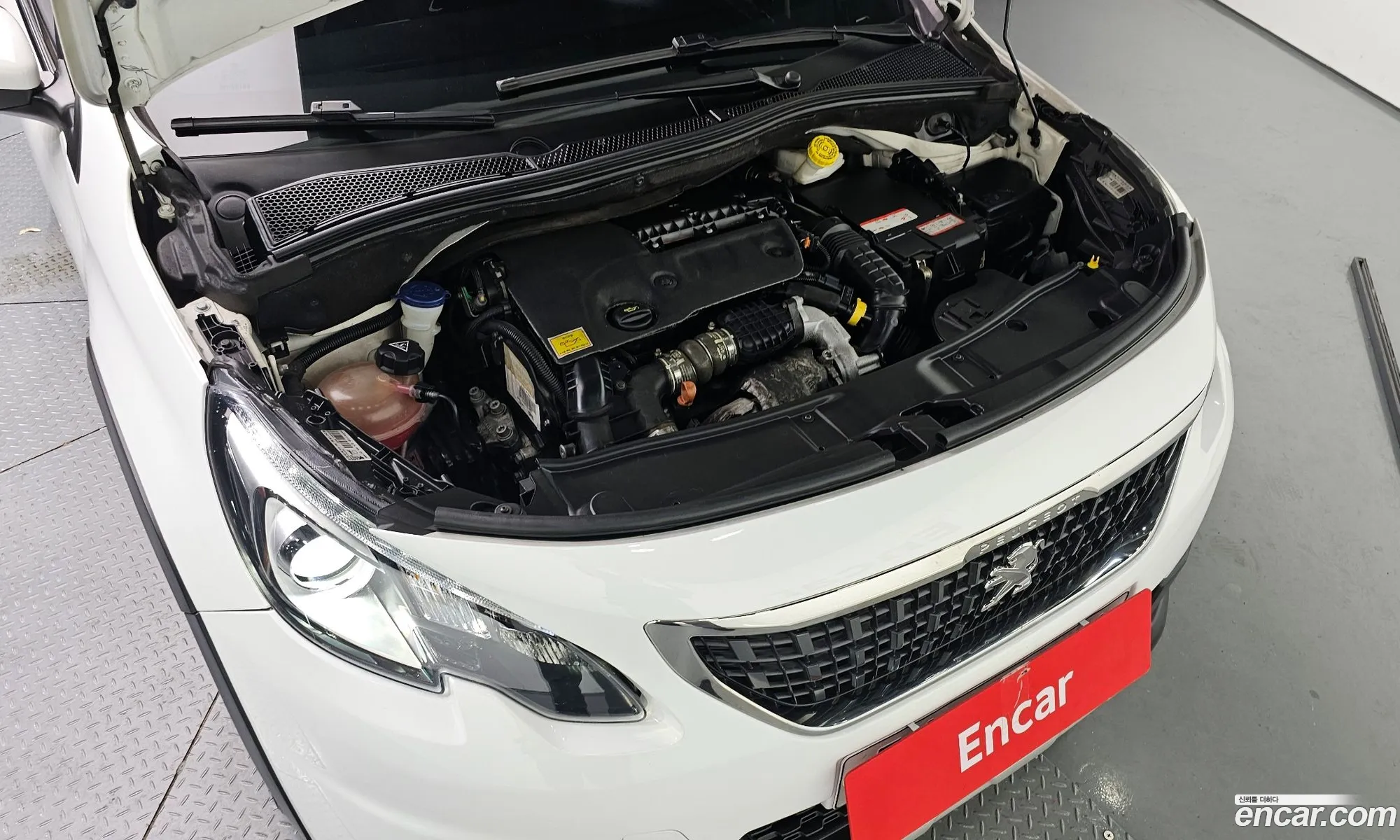 Peugeot 2008 2018 VF3CUBHYMJY001408 — 7
