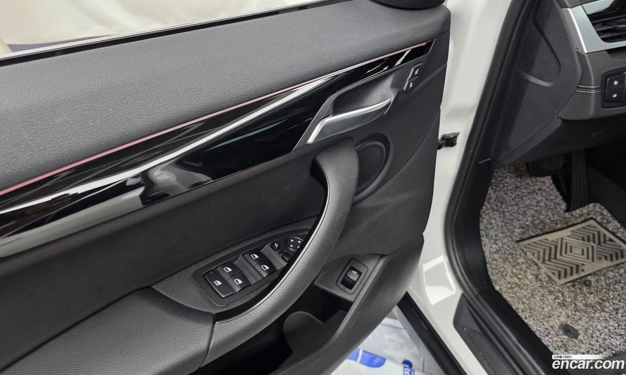 BMW X2 2022 WBA11DF0XN5U69121 — 2