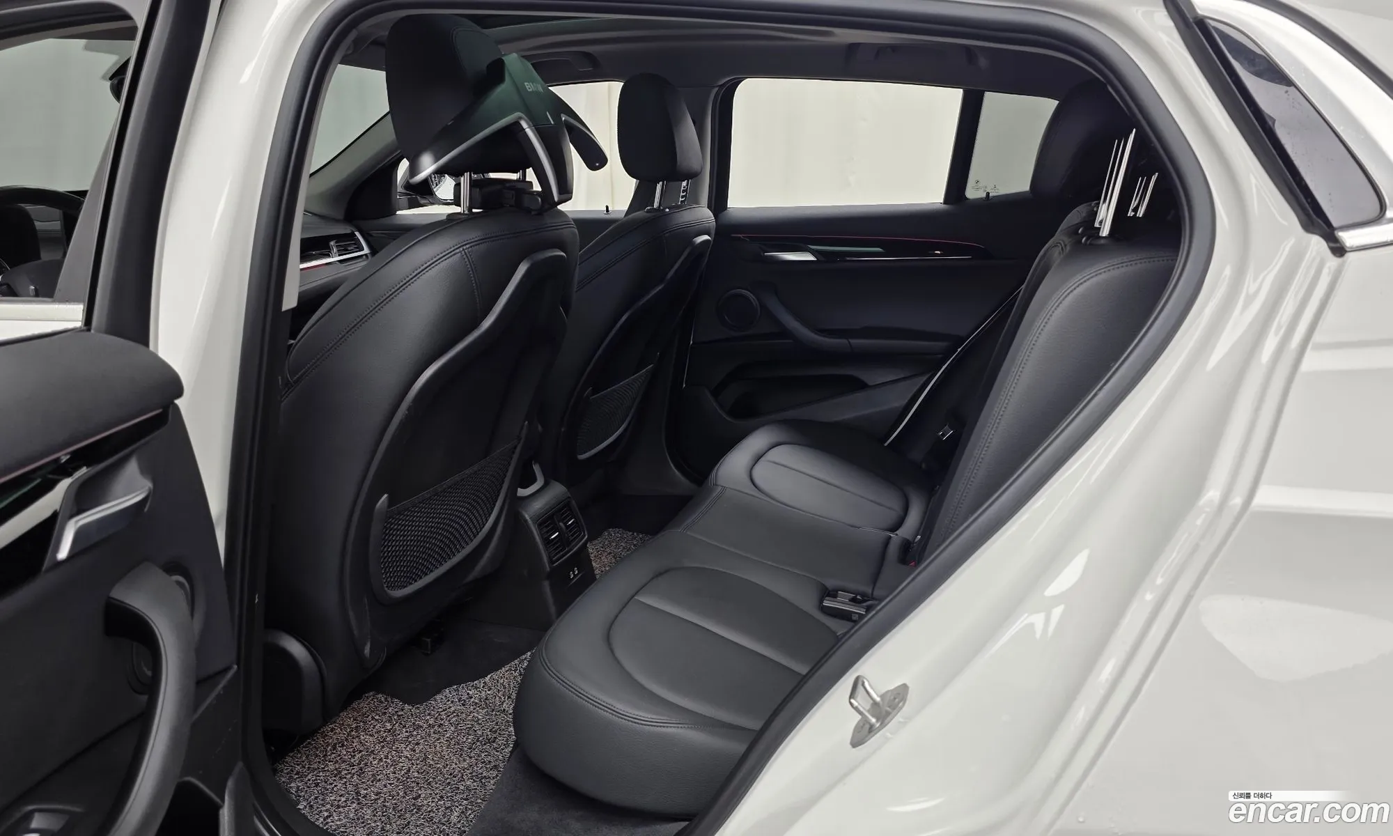 BMW X2 2022 WBA11DF0XN5U69121 — 15
