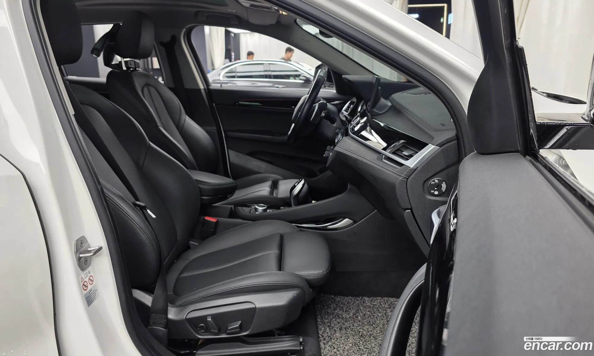 BMW X2 2022 WBA11DF0XN5U69121 — 33