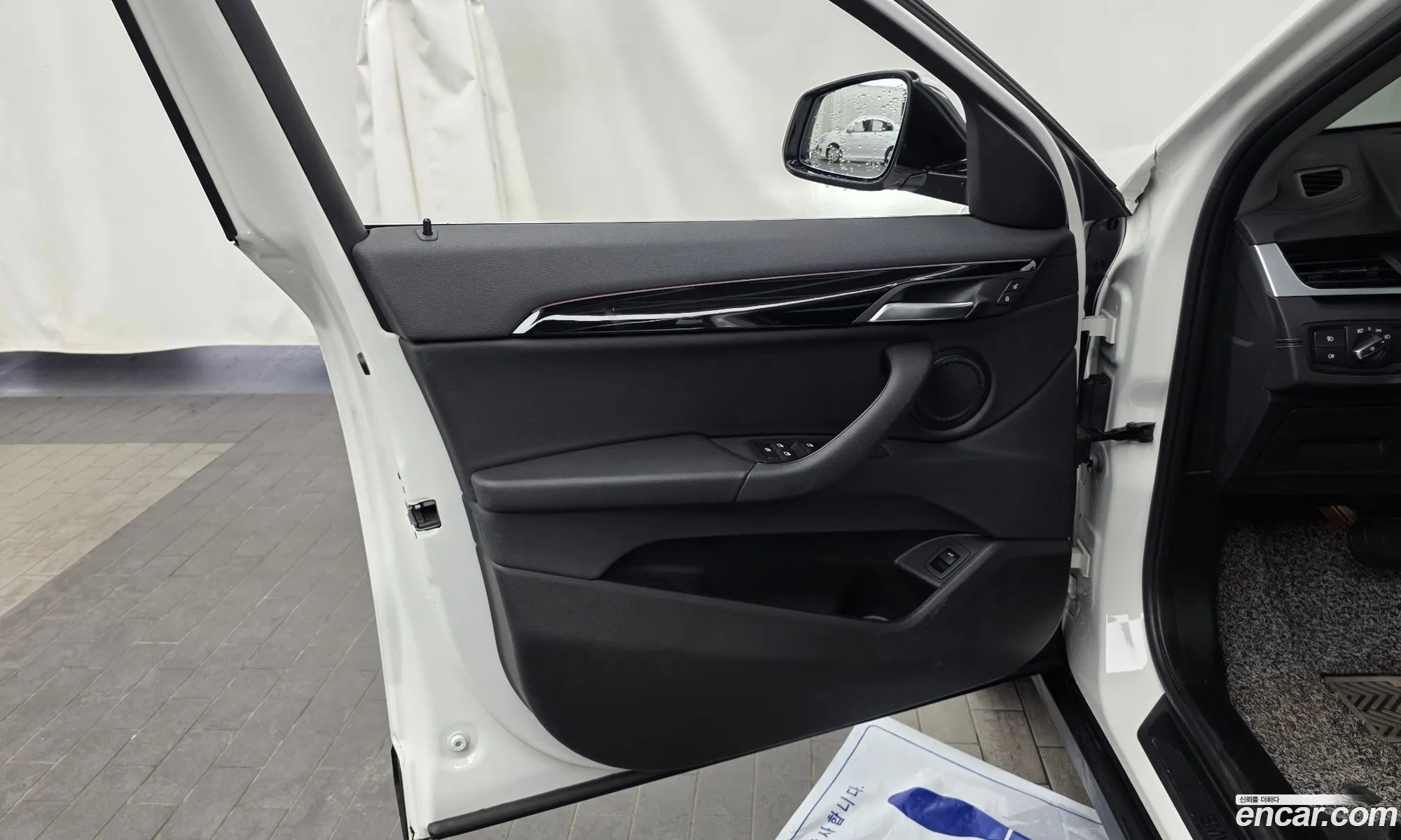 BMW X2 2022 WBA11DF0XN5U69121 — 24