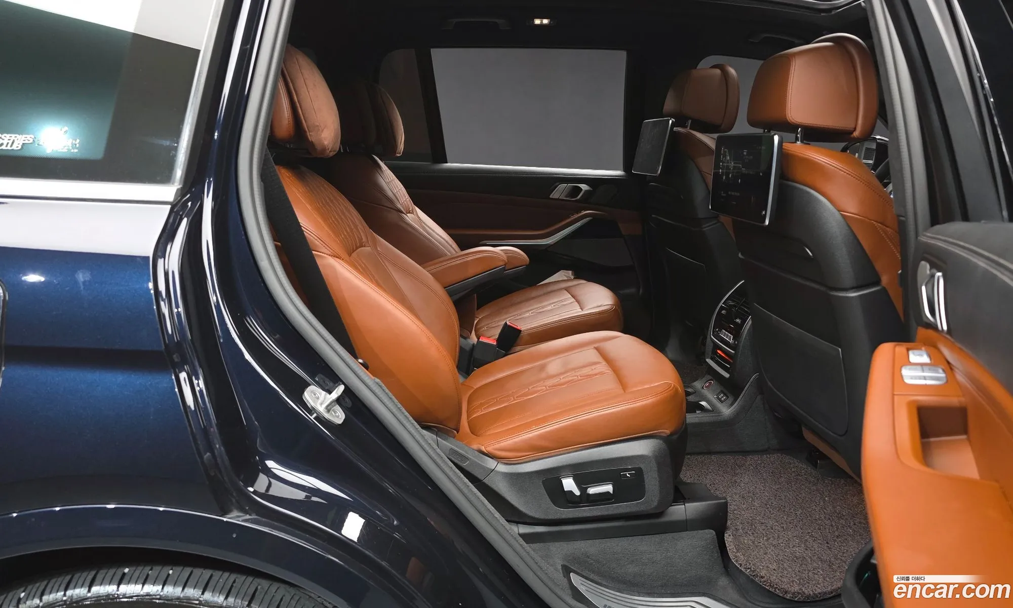 BMW X7 2021 WBACW2103M9G08540 — 19