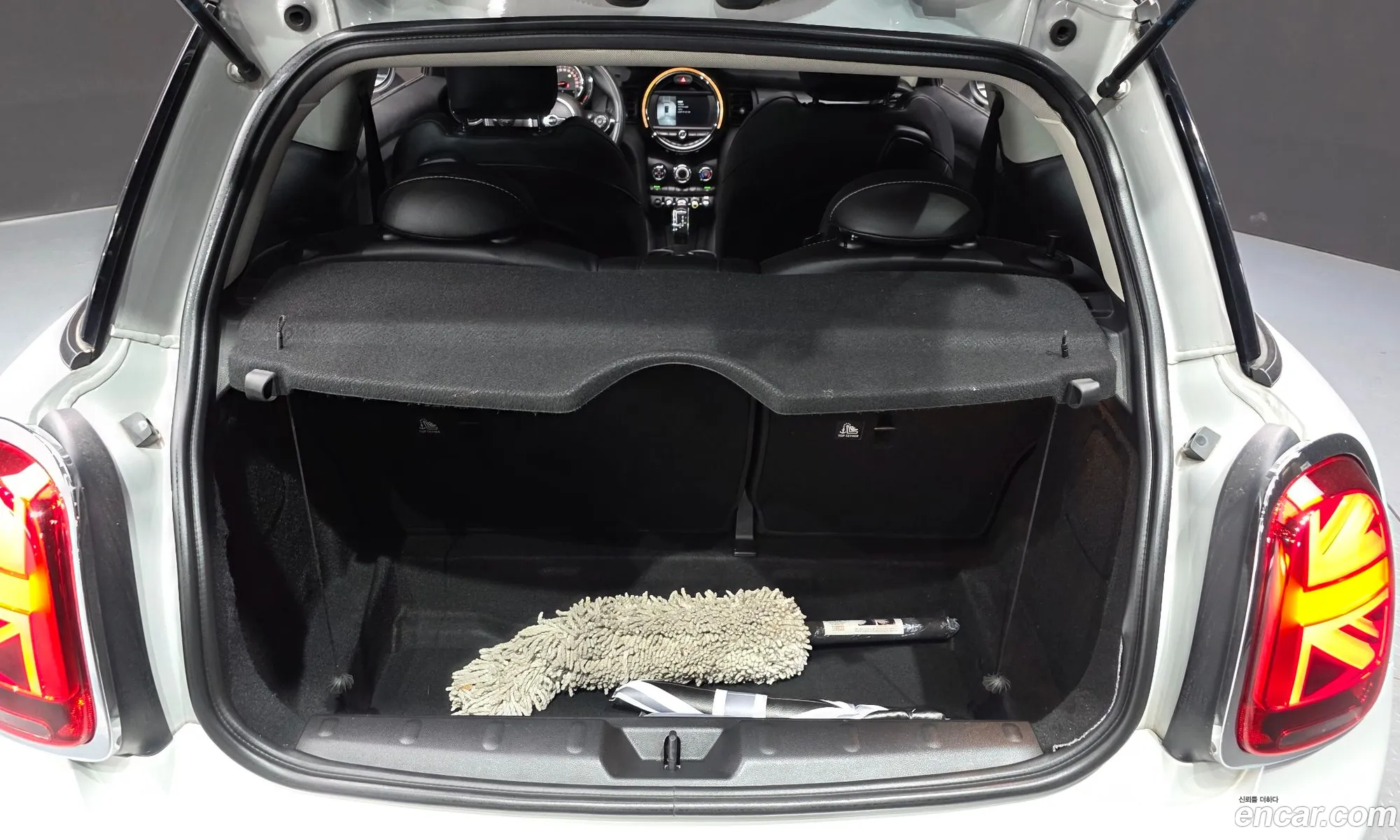 Mini Cooper D 2018 — 2