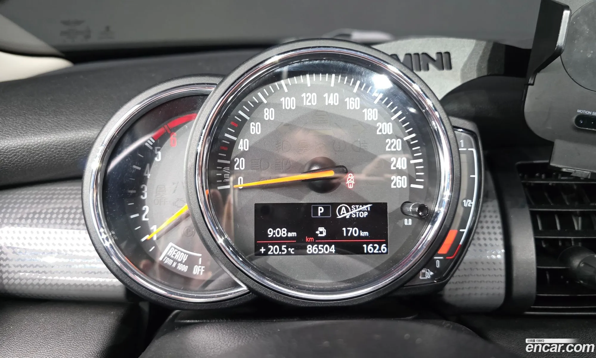 Mini Cooper D 2018 — 19