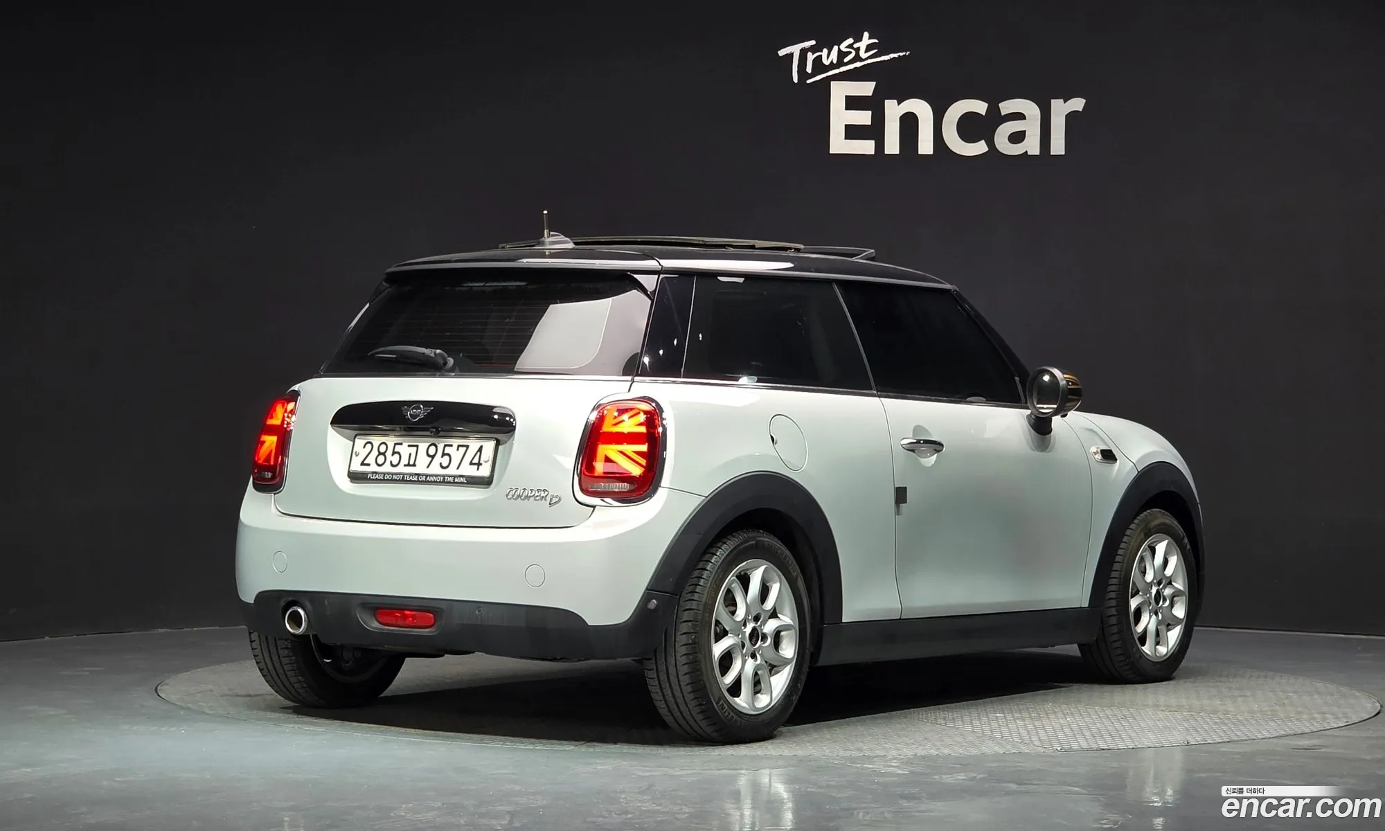 Mini Cooper D 2018 — 14
