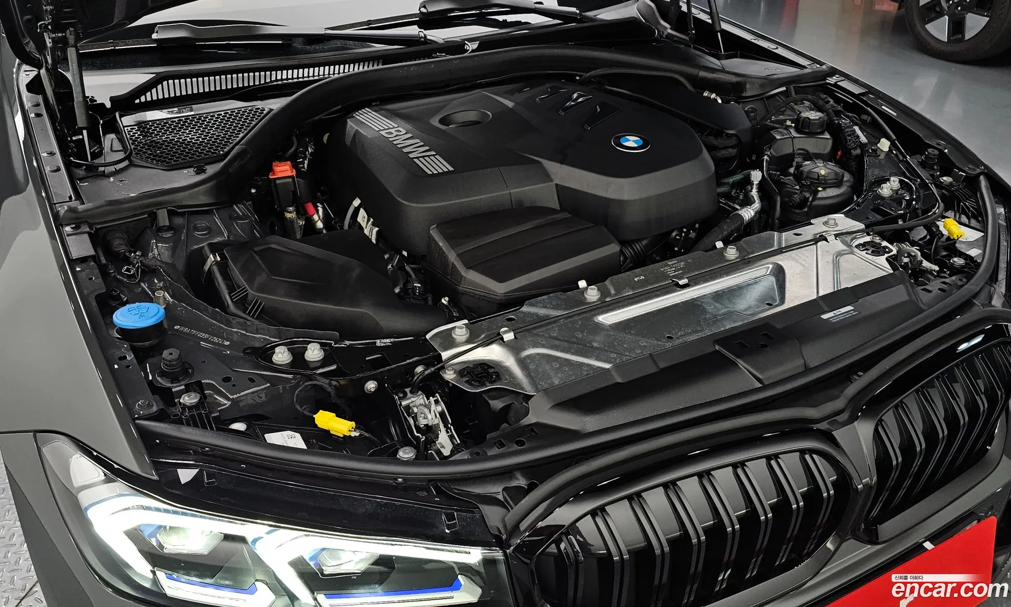 BMW 3 Series 2025 WBA11FF03SFV25241 — 29