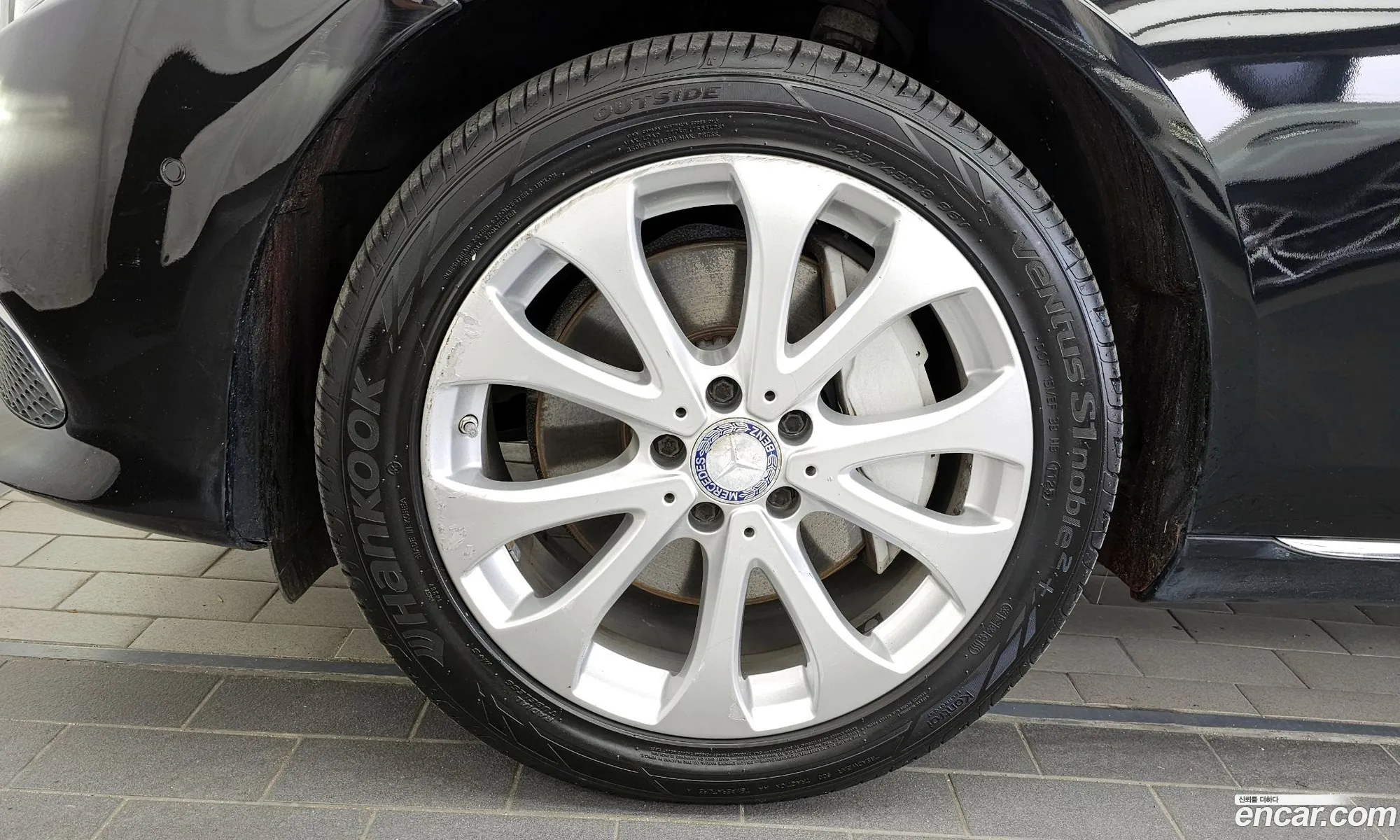 Mercedes-Benz E-Class W213 2016 — 13
