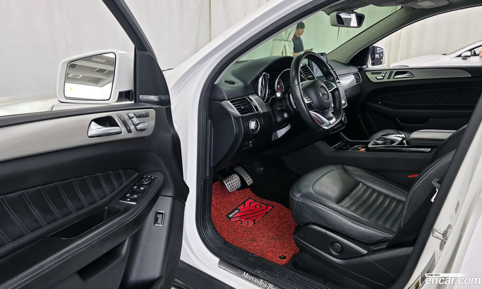 Mercedes-Benz GLE-Class W166 2017 WDCED2EB5HA071713 — 17