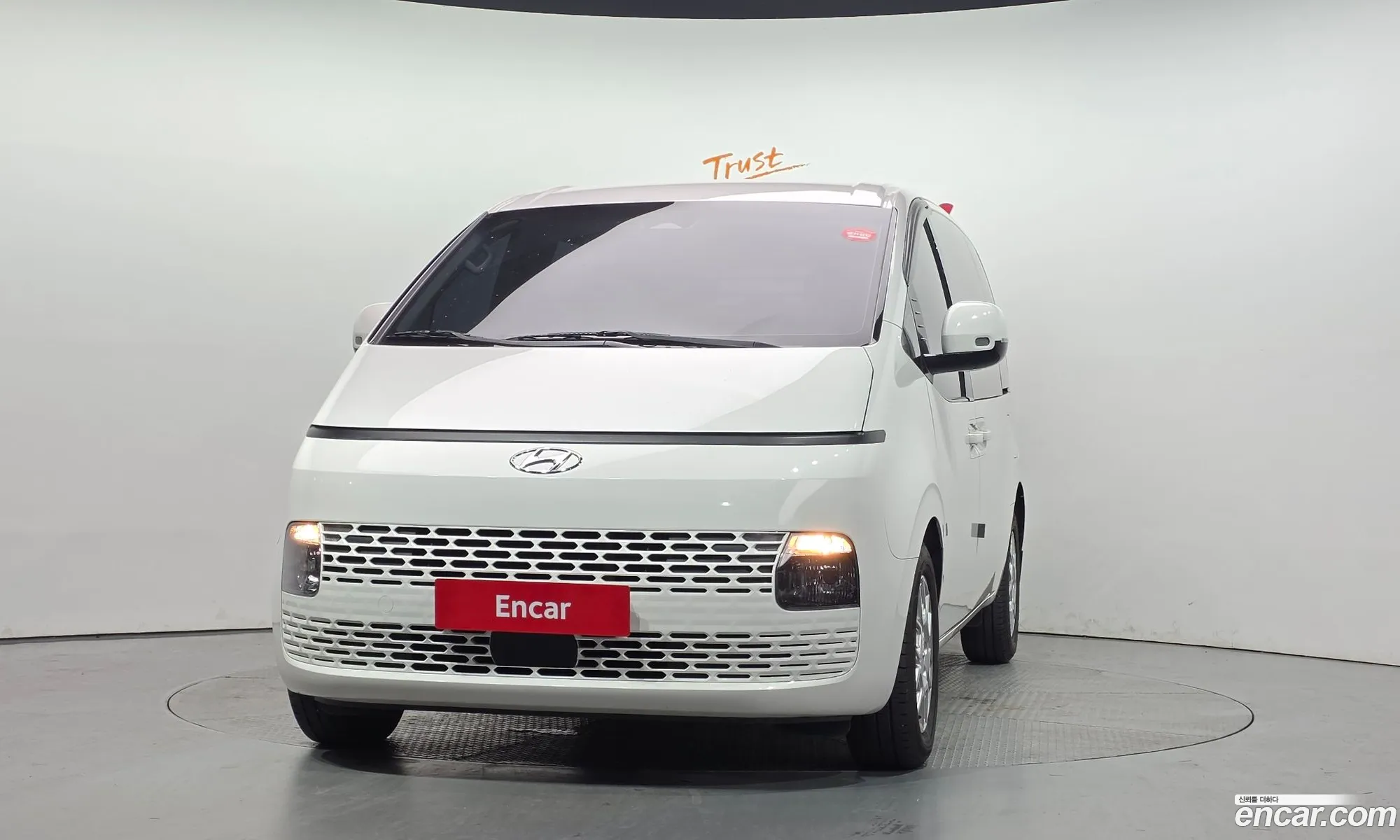 Hyundai Staria 2022 — 4