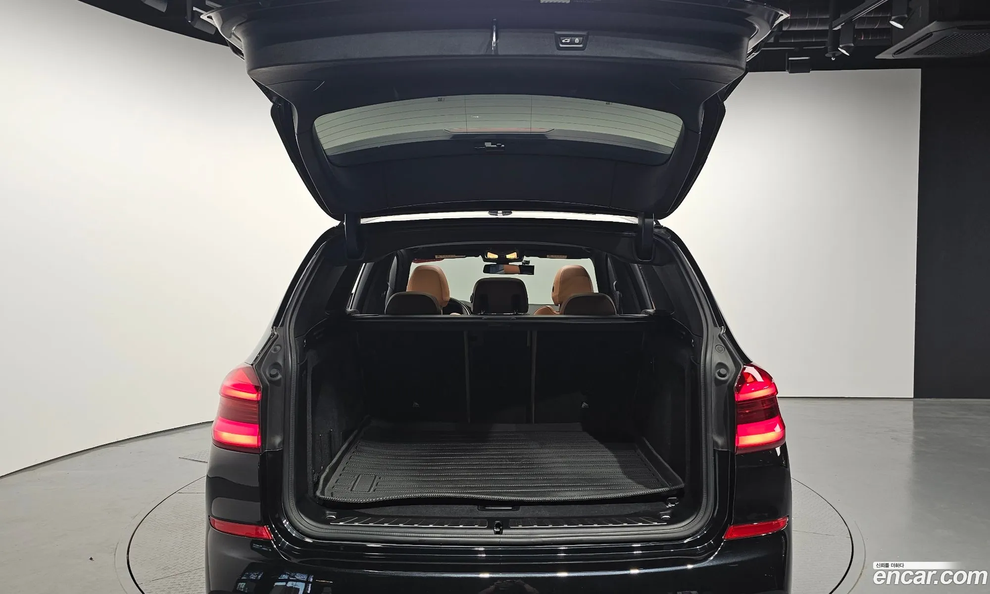 BMW X3 2019 WBAUZ3103KLD19191 — 5