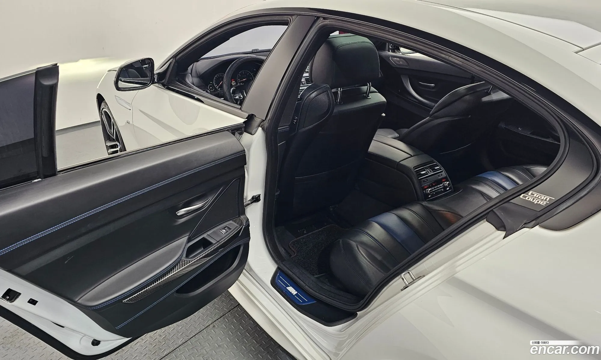 BMW 6 Series 2018 WBA6E4101JG693426 — 3