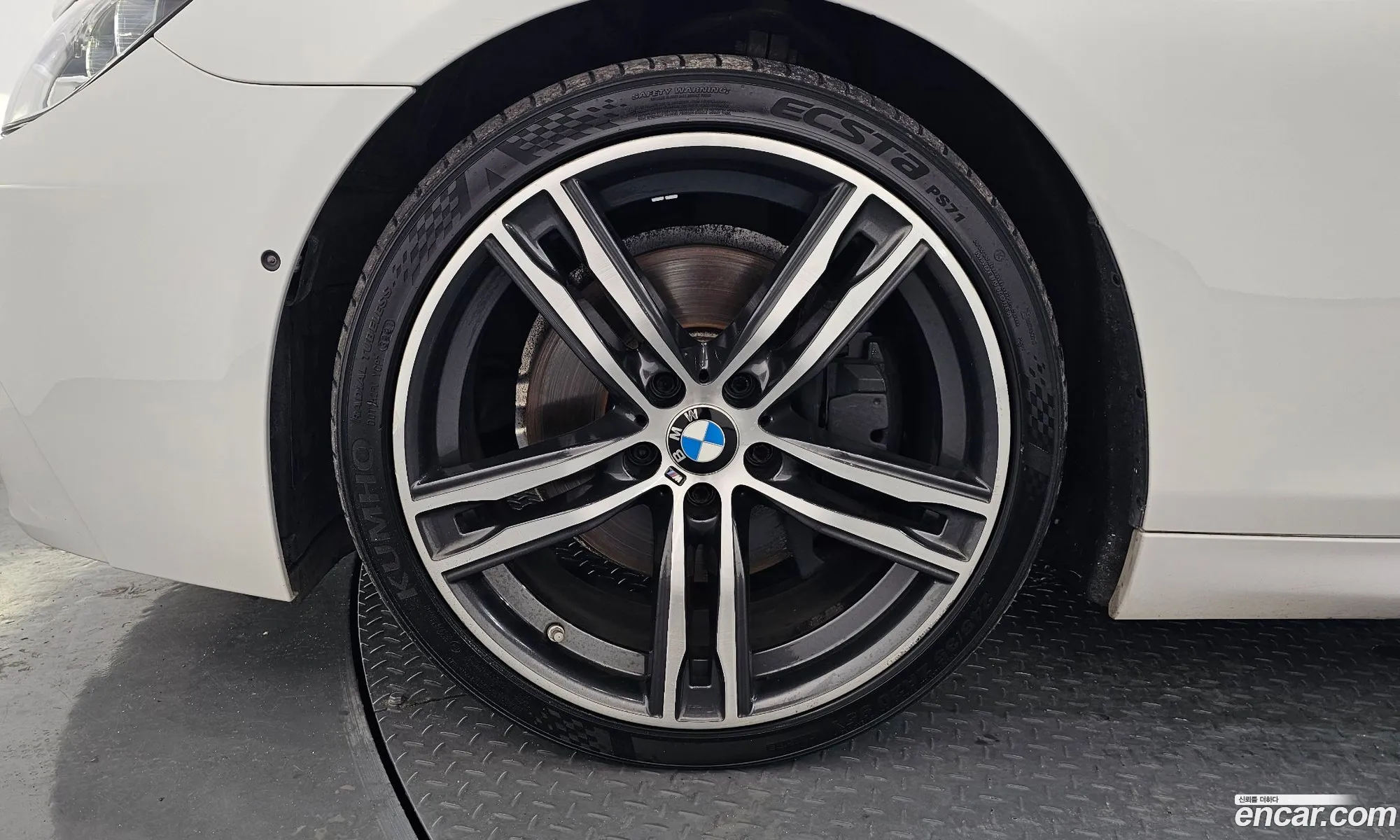 BMW 6 Series 2018 WBA6E4101JG693426 — 8