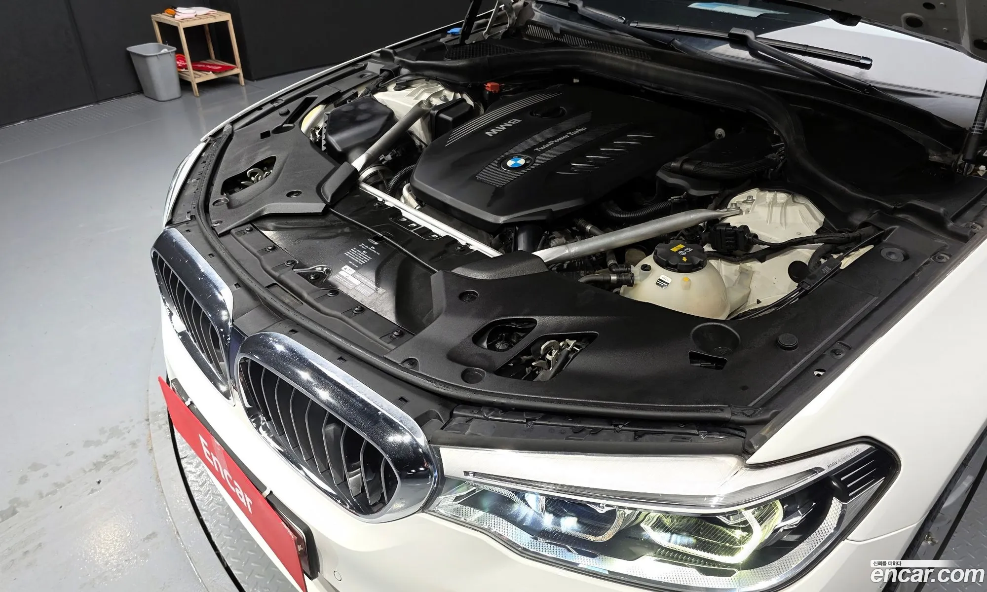 BMW 5 Series 2018 WBAJC910XJB279376 — 18