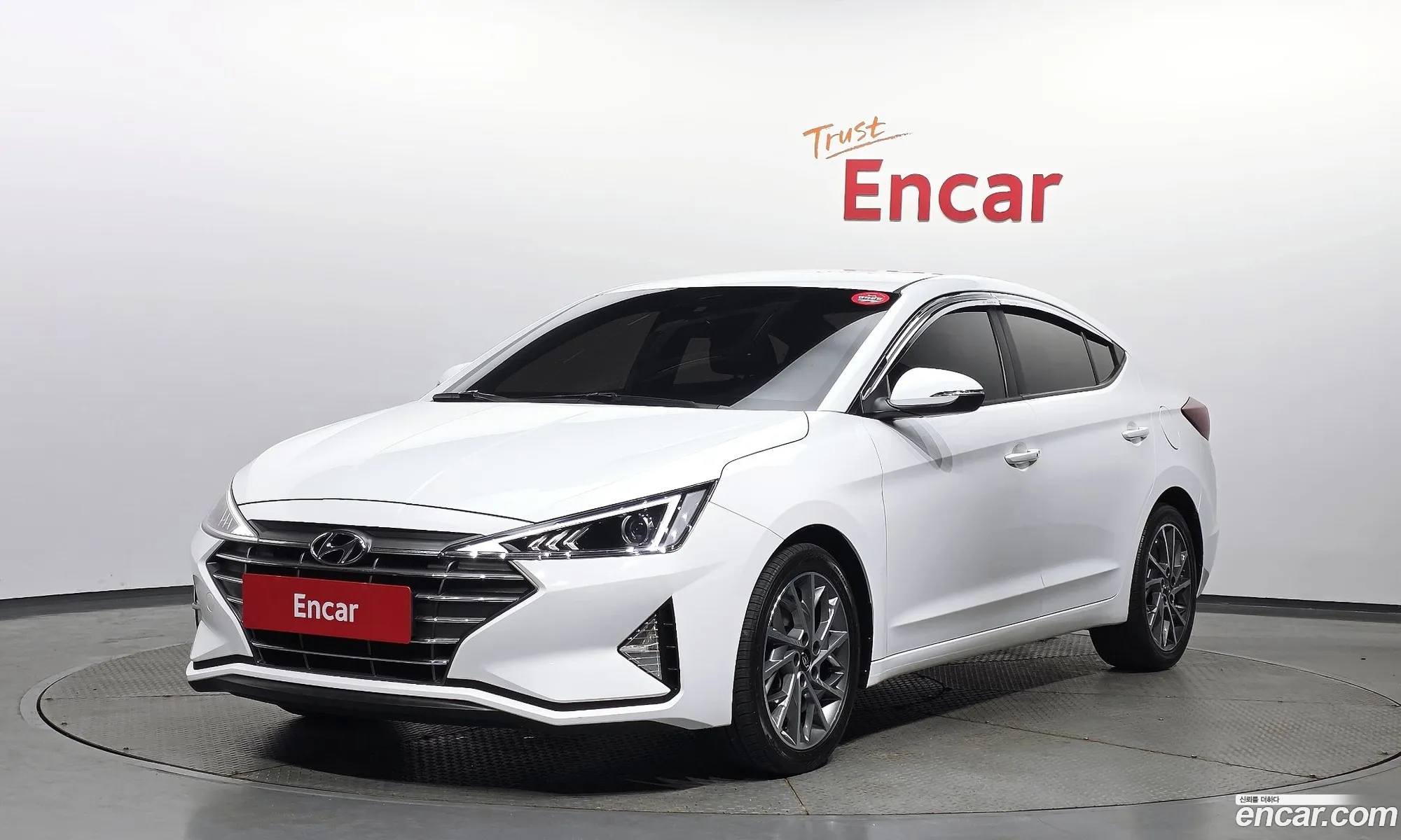 Hyundai Elantra AD 2020 — 3