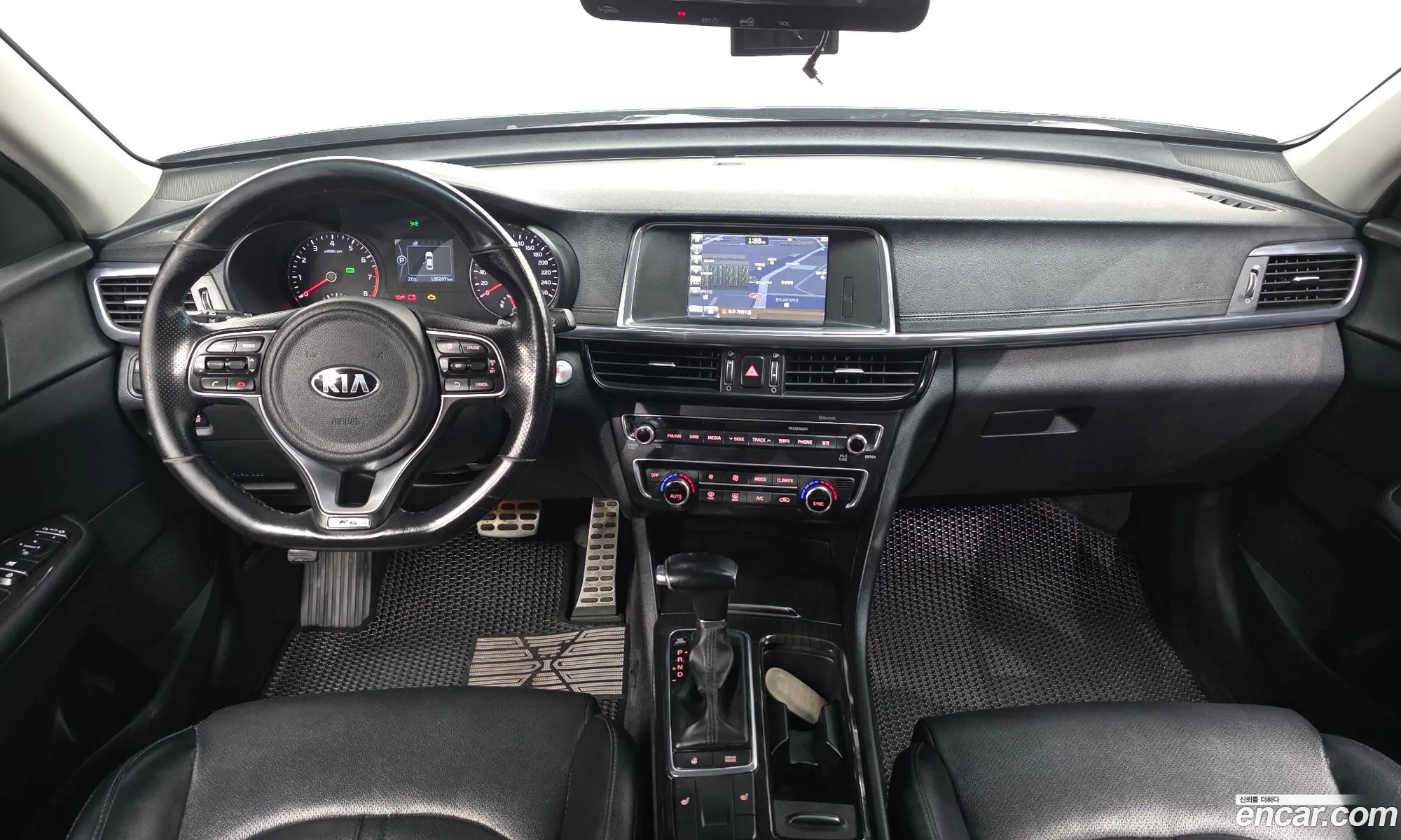 Kia K5 2016 — 2