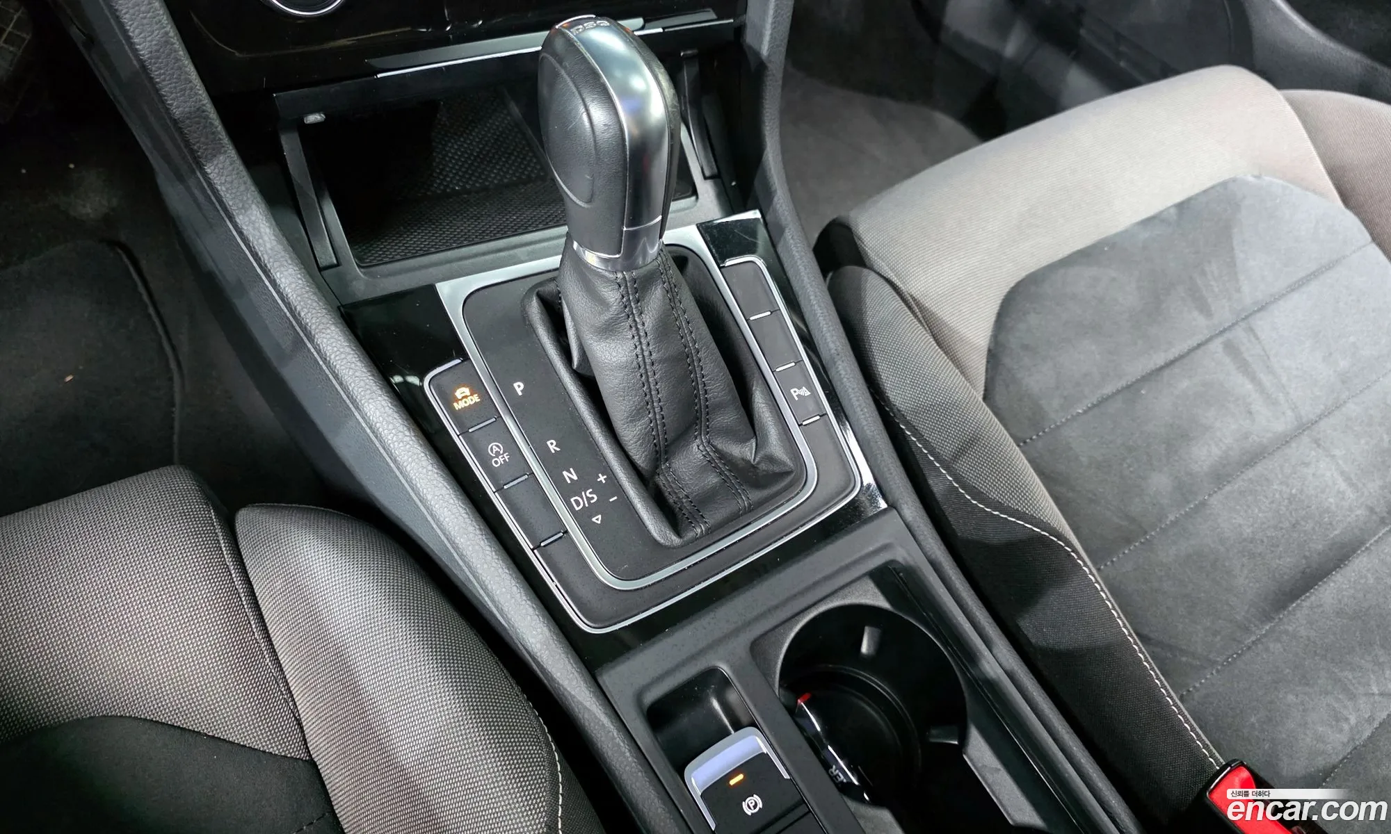 Volkswagen Golf 7th Gen 2014 — 17