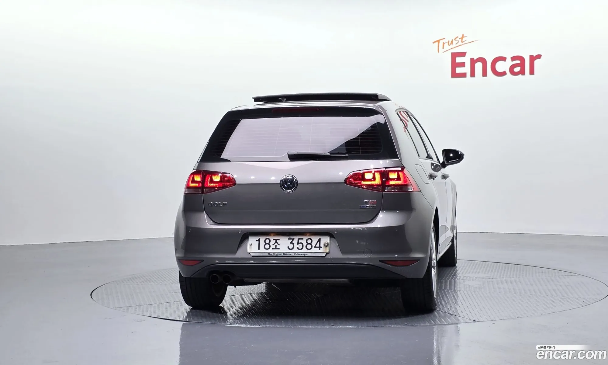 Volkswagen Golf 7th Gen 2014 — 4