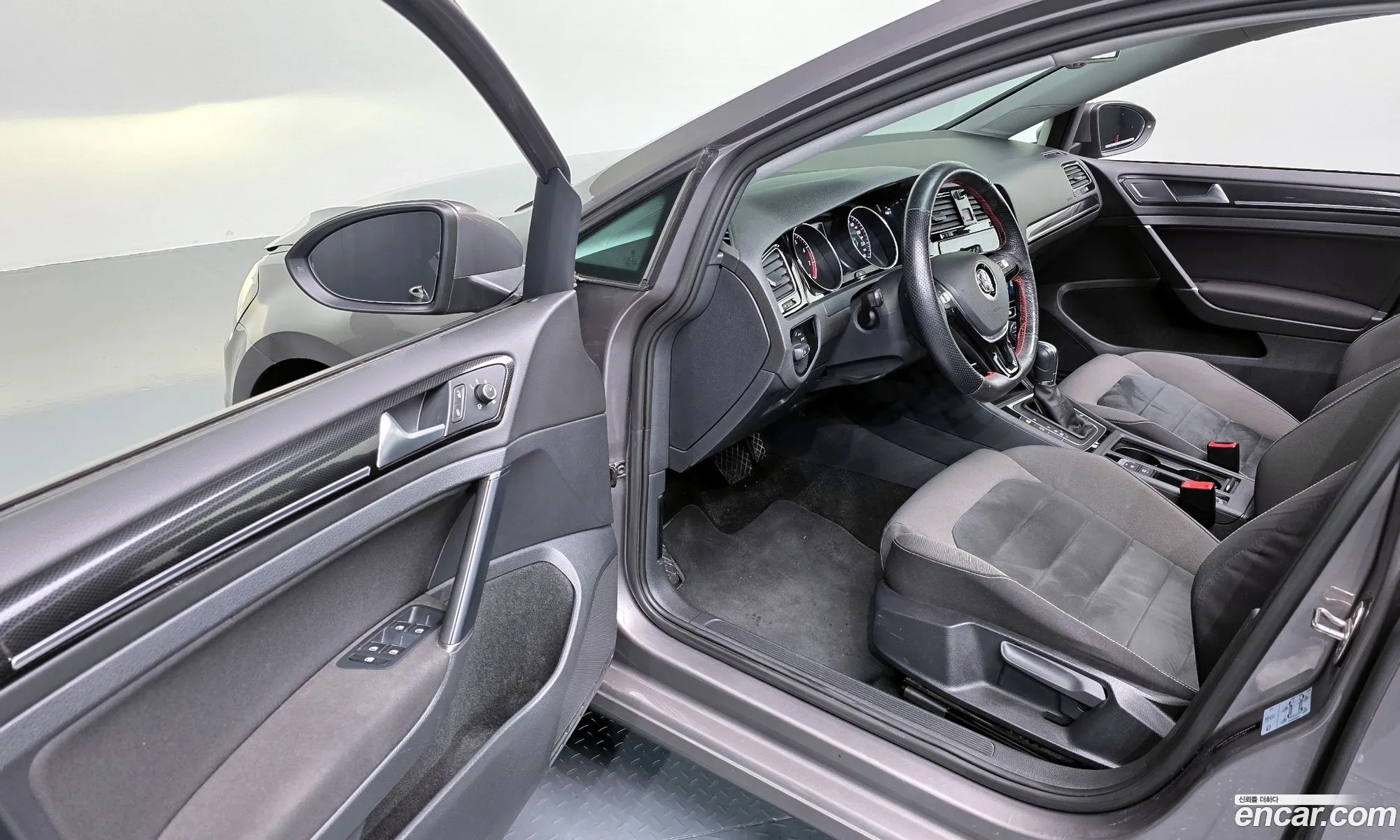 Volkswagen Golf 7th Gen 2014 — 13