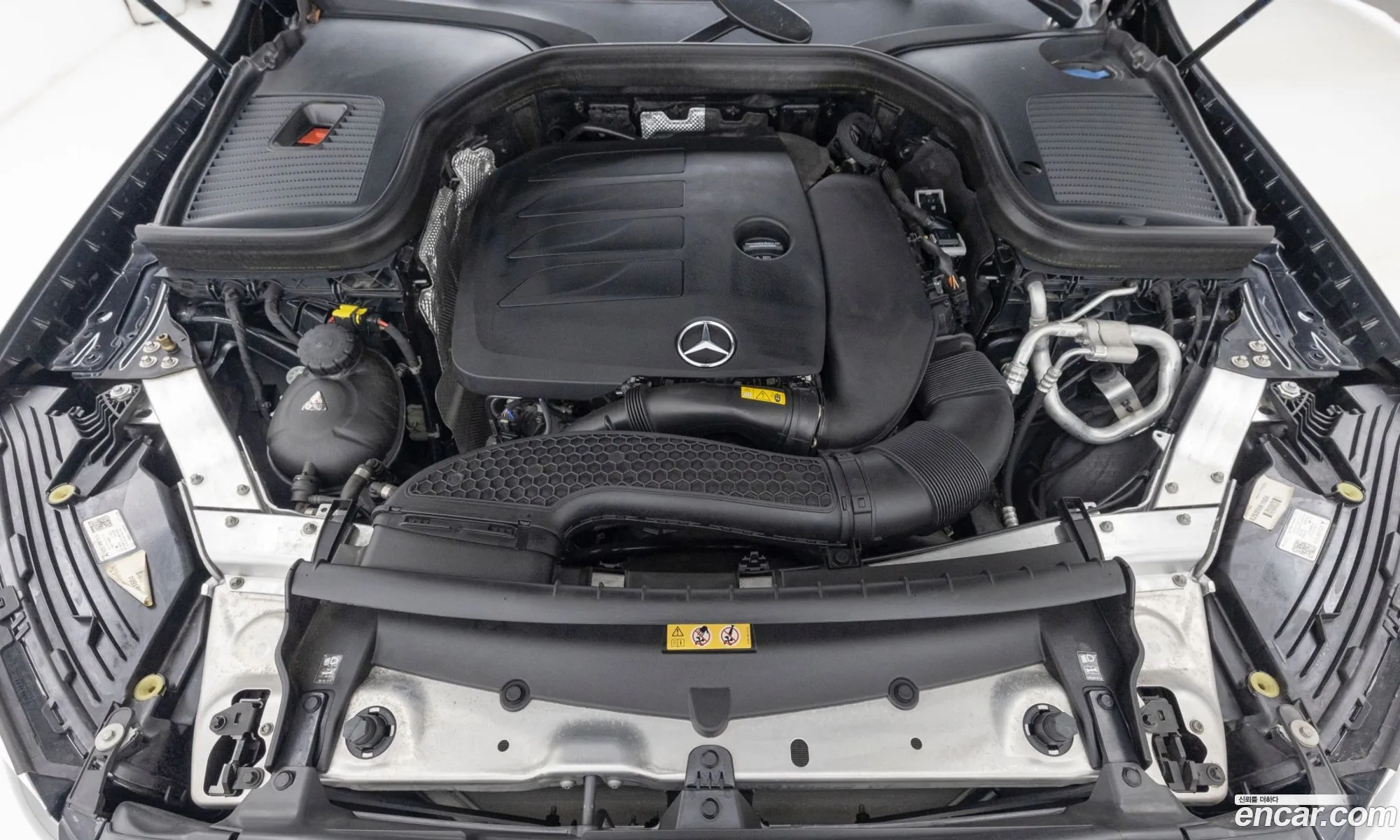 Mercedes-Benz GLC-Class X253 2023 — 3
