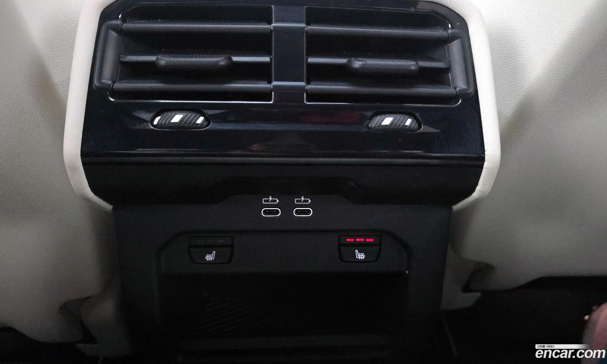 BMW 5 Series 2025 WBA21FJ0XSCU84863 — 25