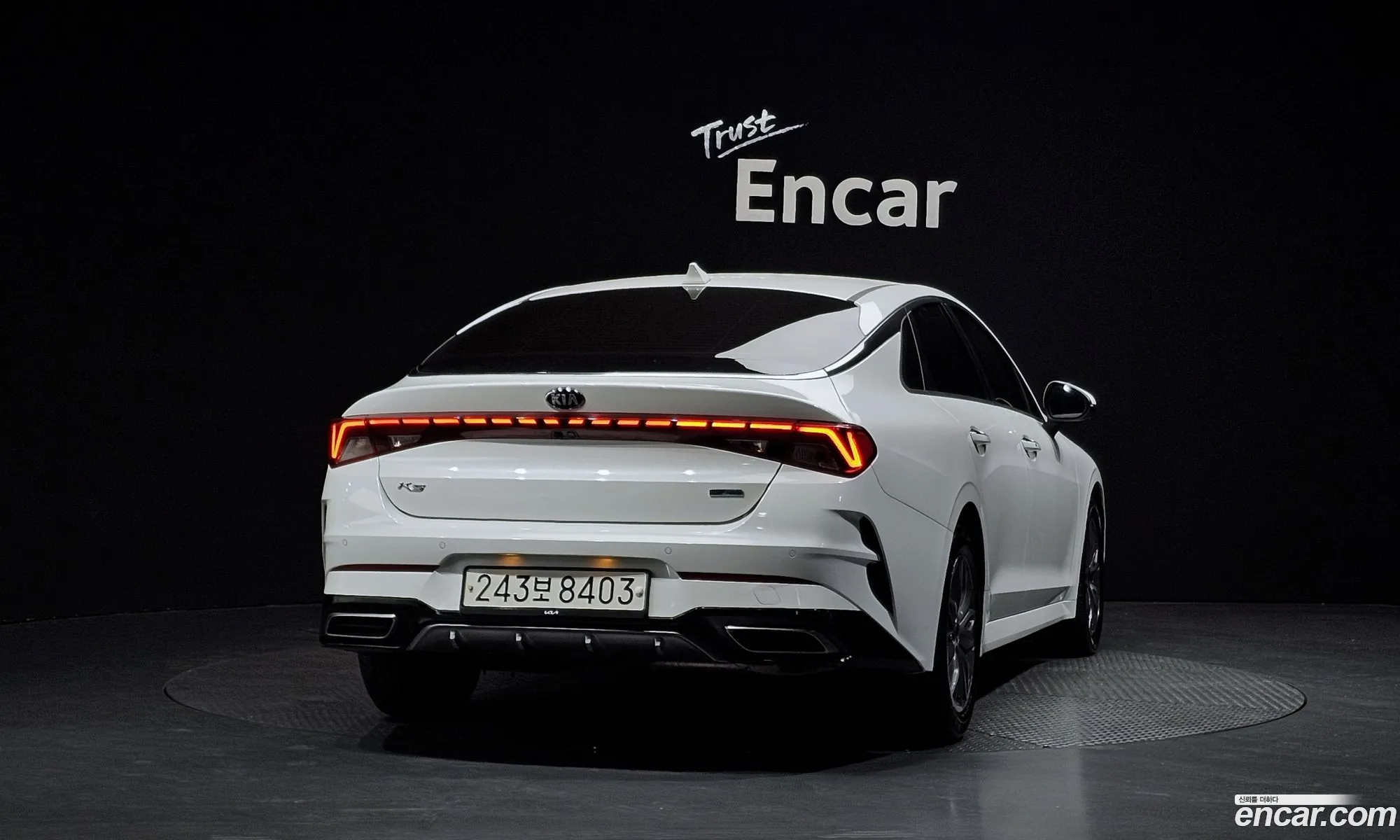 Kia K5 Hybrid 2021 — 2