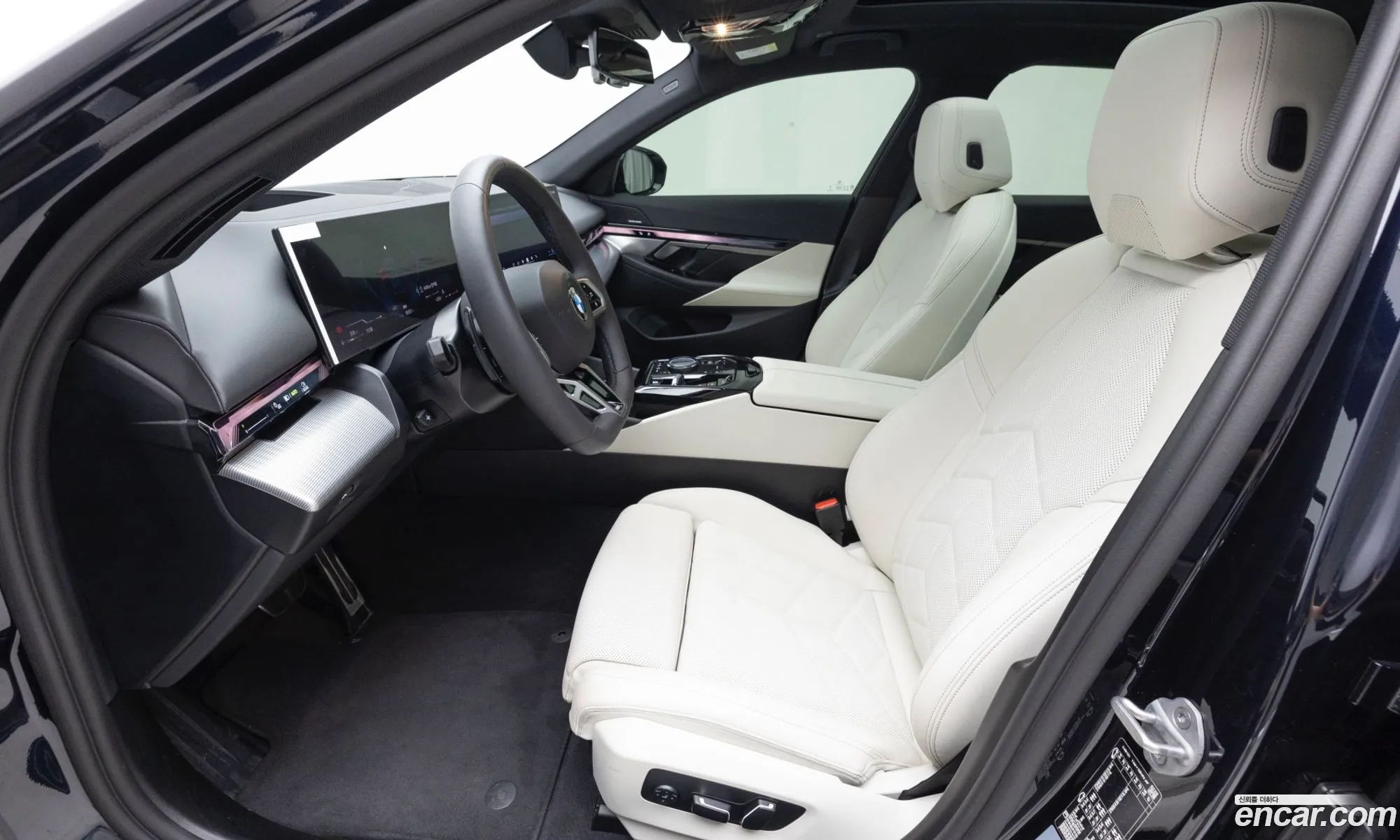 BMW 5 Series 2025 — 3