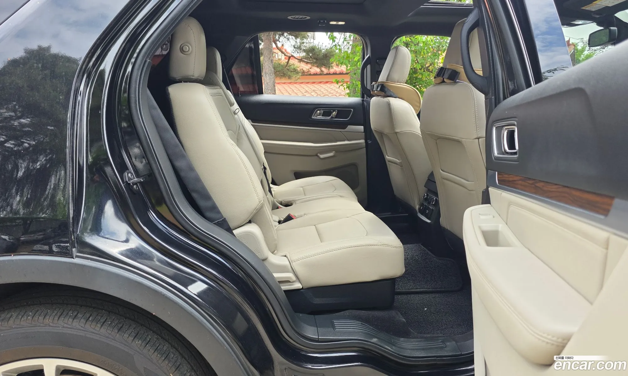 Ford Explorer 2018 — 12