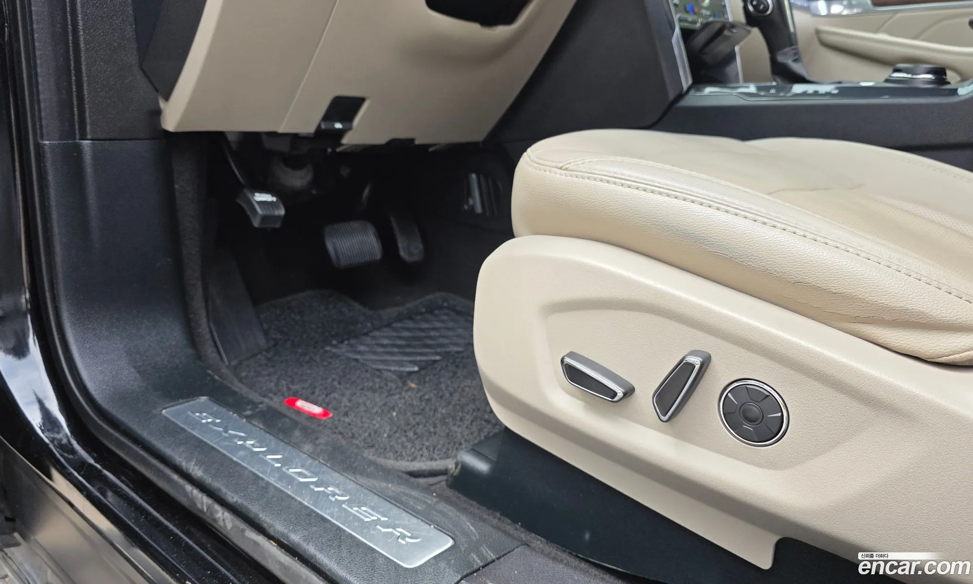 Ford Explorer 2018 — 24