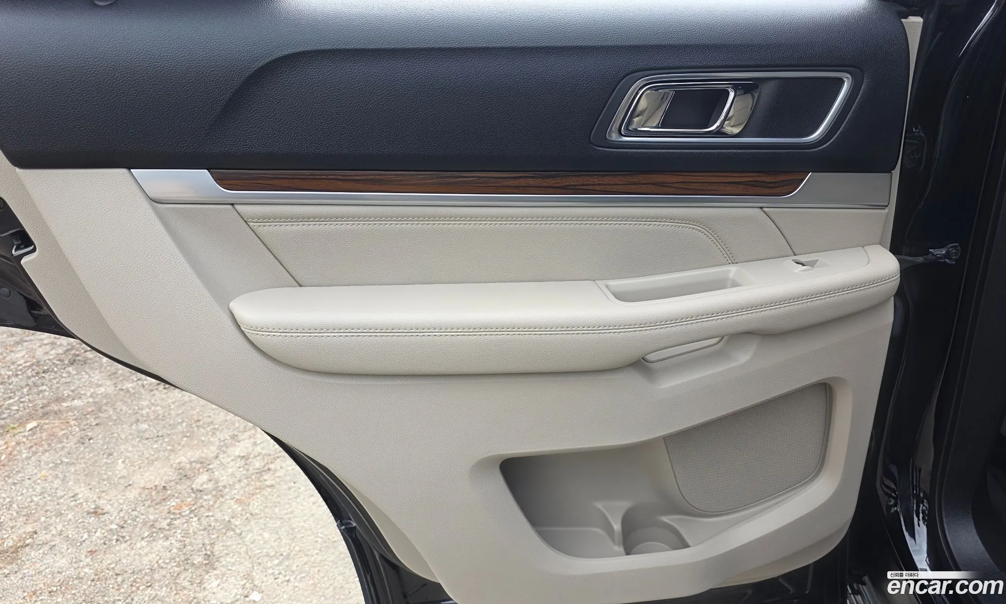 Ford Explorer 2018 — 25