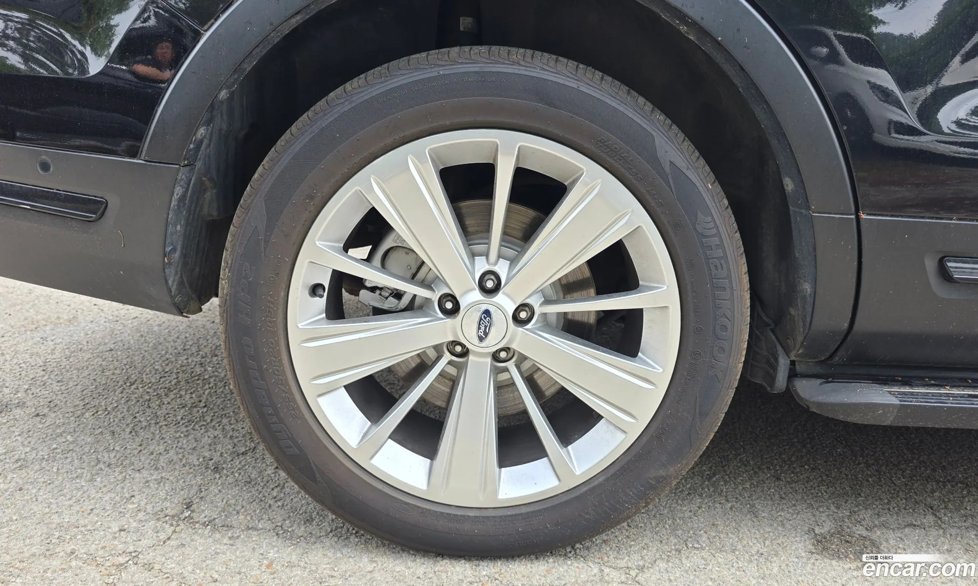 Ford Explorer 2018 — 17