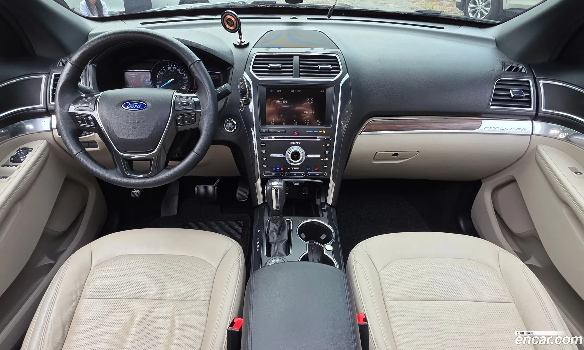 Ford Explorer 2018 — 21