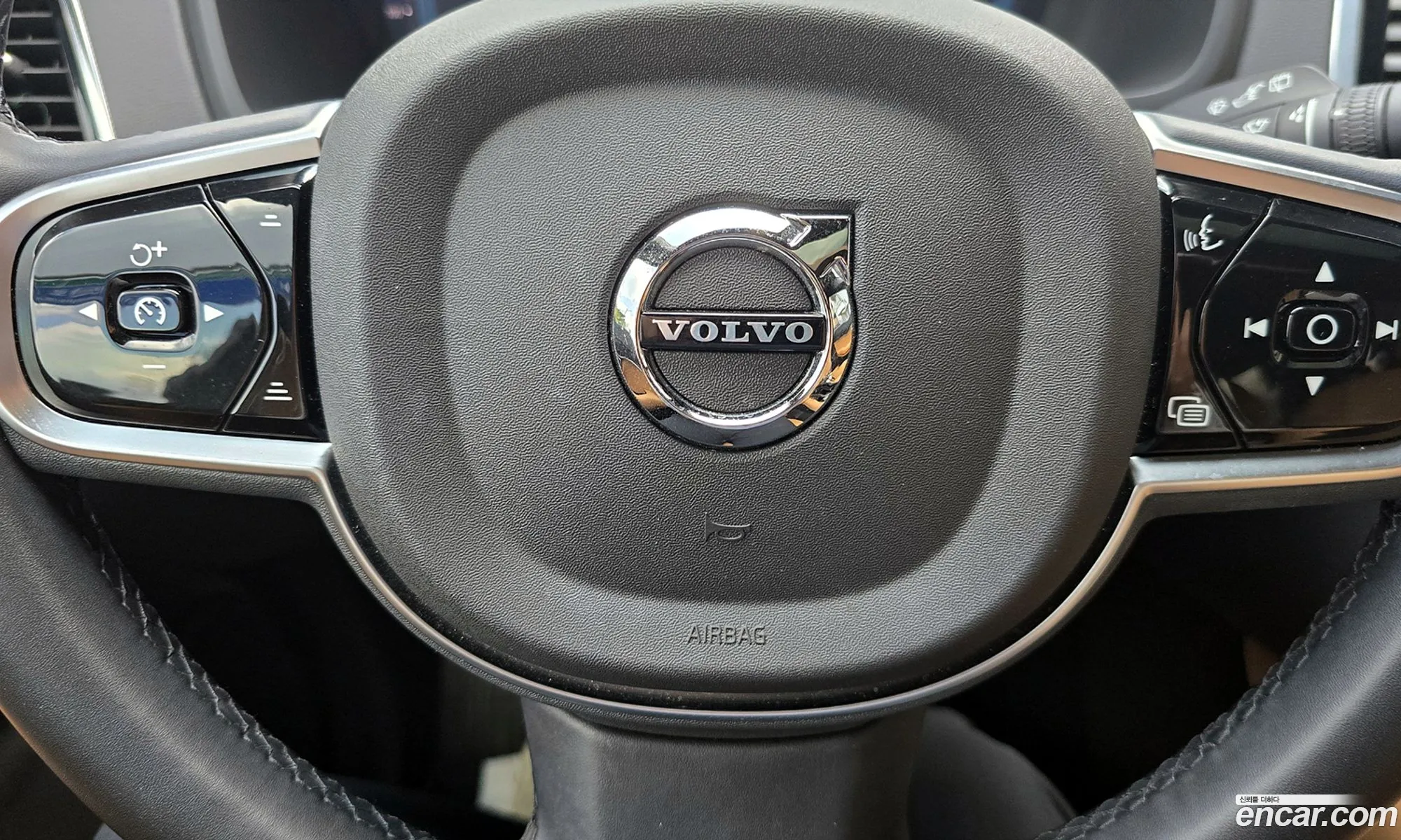 Volvo XC90 2024 — 9