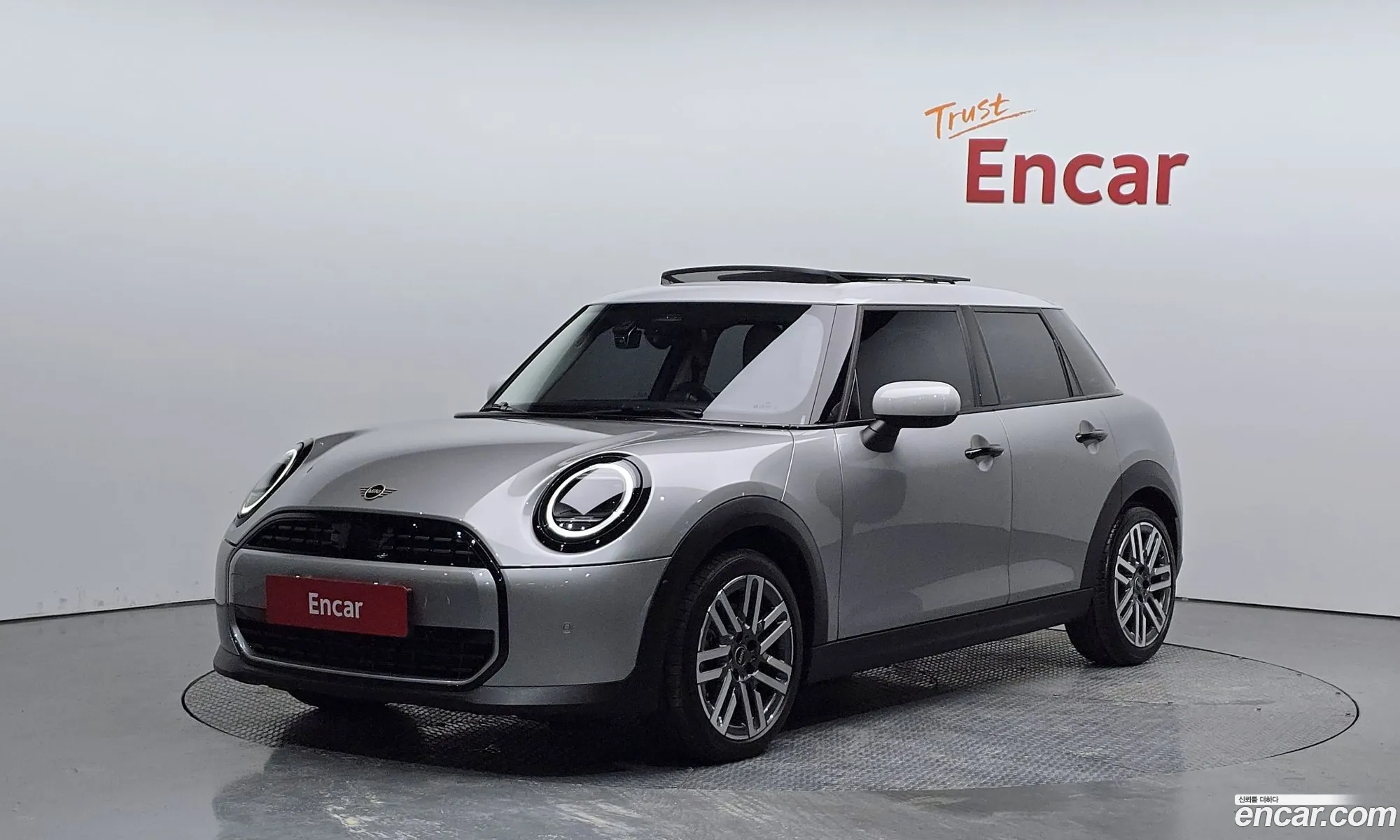 Mini Cooper C 2025 WMW61GD01S2X00091 — 20