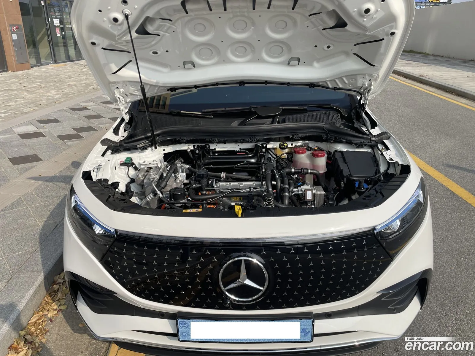 Mercedes-Benz EQA H243 2025 — 17