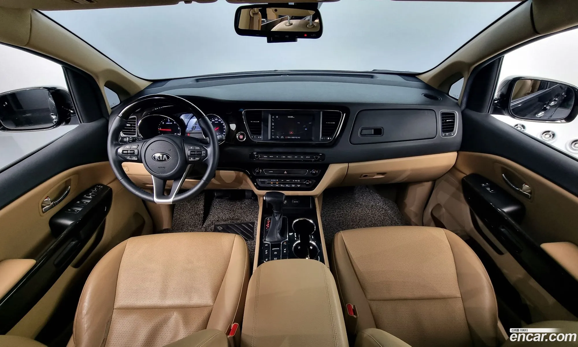 Kia Carnival 2019 — 3
