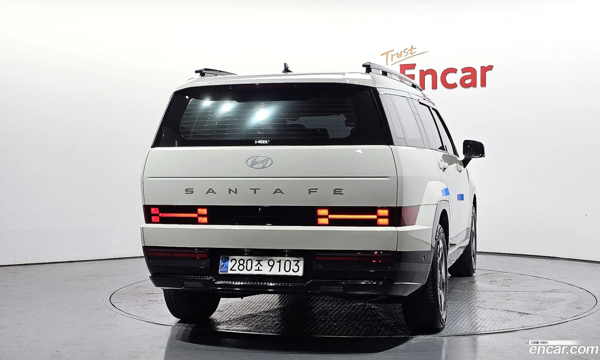 Hyundai Santa Fe 2023 — 3