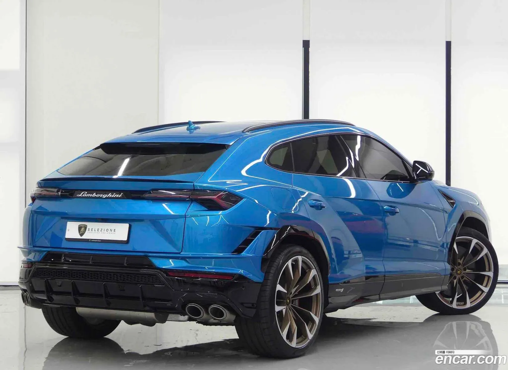 Lamborghini Urus 2023 — 4