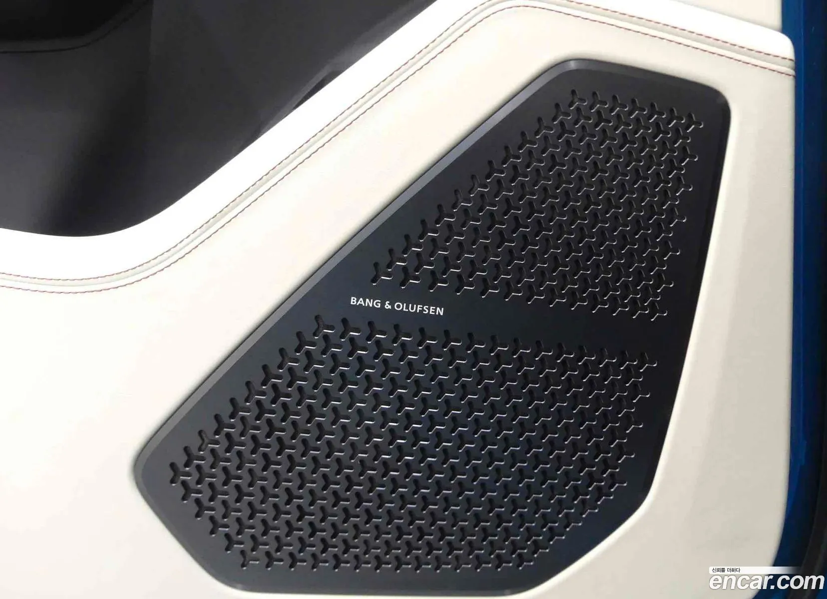 Lamborghini Urus 2023 — 2