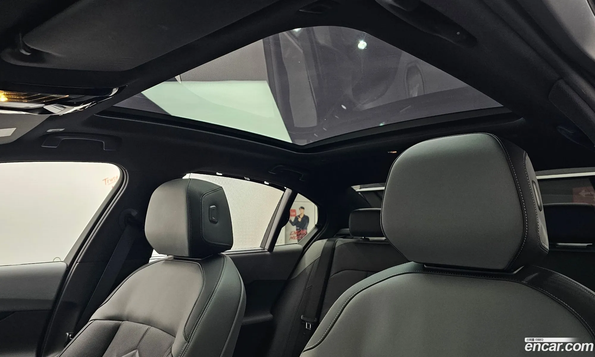 BMW 5 Series 2025 — 33
